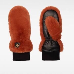 Moose Knuckles fur brown mittens Cheever